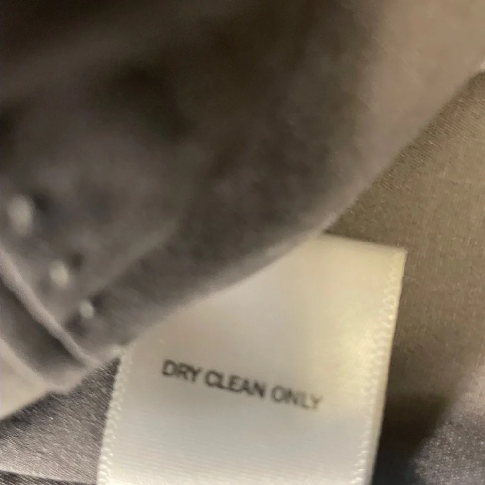 Banana Republic Men’s Tailored Fit,  Gray Blazer. Size 40R. Like New Retail $210